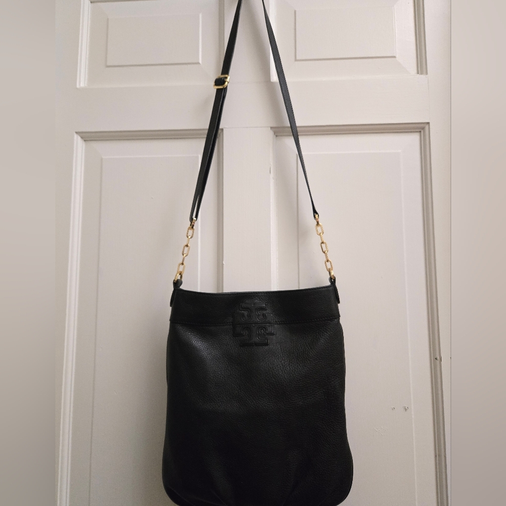 Tory Burch Black Pebbled Leather Crossbody Bag with Gold Chain Strap